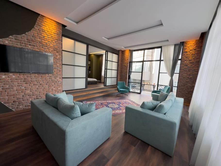 101- Garden, Jacuzzi, Spacious, Luxury House Daire *