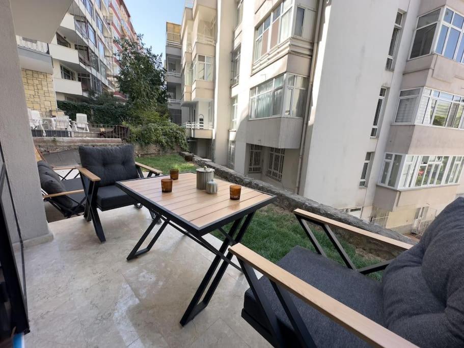 101- Garden, Jacuzzi, Spacious, Luxury House Daire